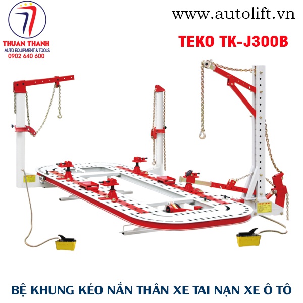 Bệ kéo nắn thân xe ô tô tai nạn ở trong garage du lịch TK-J300B